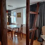 Janine Eg Und Angelina Og باد فرانكنهاوزن