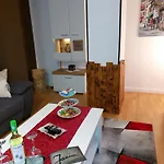 Janine Eg Und Angelina Og باد فرانكنهاوزن
