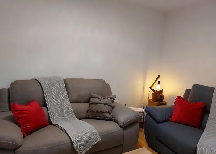 Janine Eg Und Angelina Og Daire *