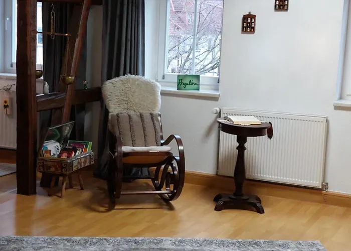 Janine Eg Und Angelina Og